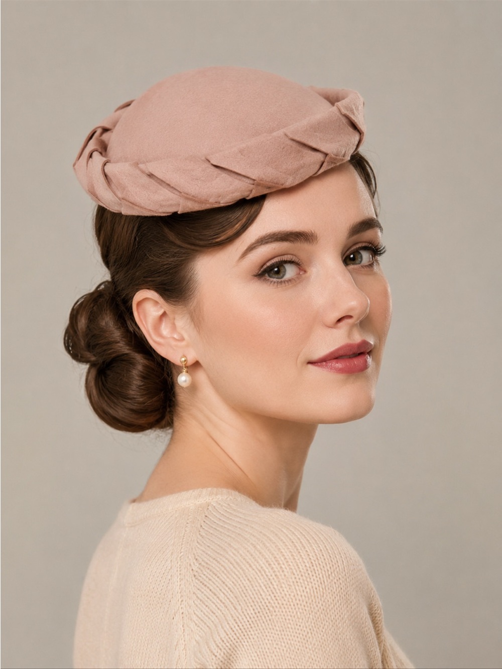 Vintage 1950s Veeda Louisa Mauve Felt Half Hat Leaf Trim Small 21”
